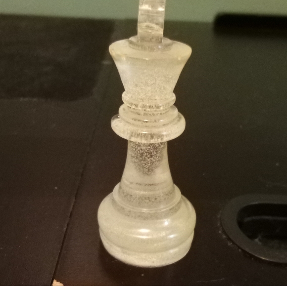 Clear 2.5" King Chess Piece - Picture 2 of 8